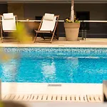 Vellum Luxury Living Отель 2*