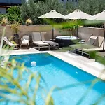 Отель Vellum Luxury Living