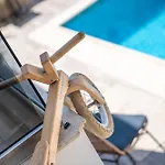 Отель Vellum Luxury Living 2*