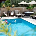 Отель Vellum Luxury Living Kallithea (Chalkidiki)
