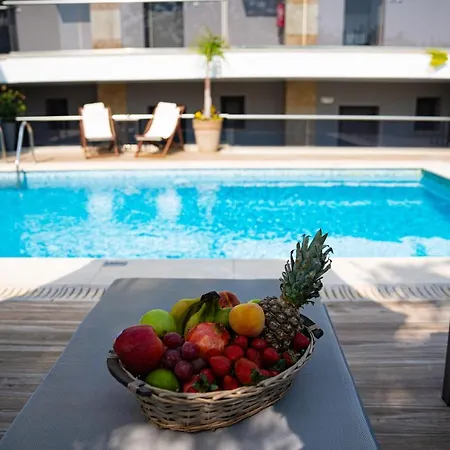 Vellum Luxury Living Szálloda 2*