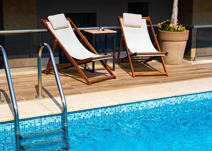 Vellum Luxury Living 2*