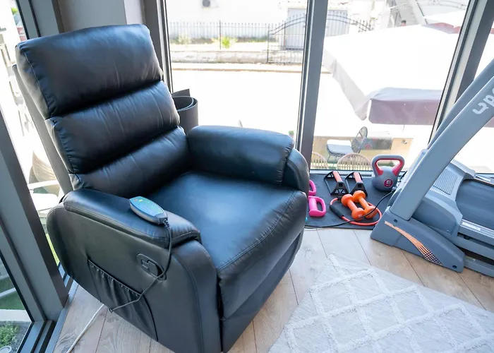 Vellum Luxury Living Szálloda 2*