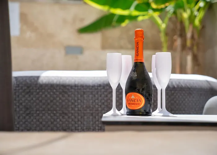 Vellum Luxury Living 2*