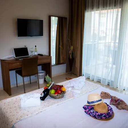 Ξενοδοχείο Vellum Luxury Living