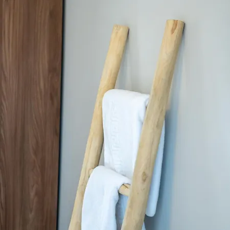 Vellum Luxury Living 2*
