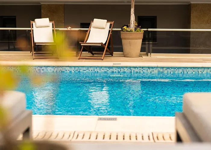 Vellum Luxury Living Hotell 2*