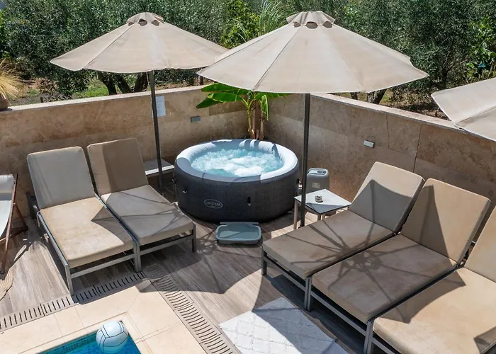 Vellum Luxury Living 2*