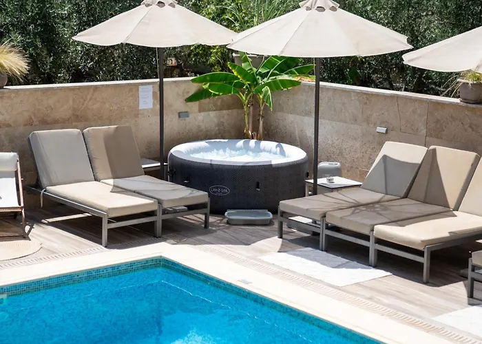 Vellum Luxury Living Hotell